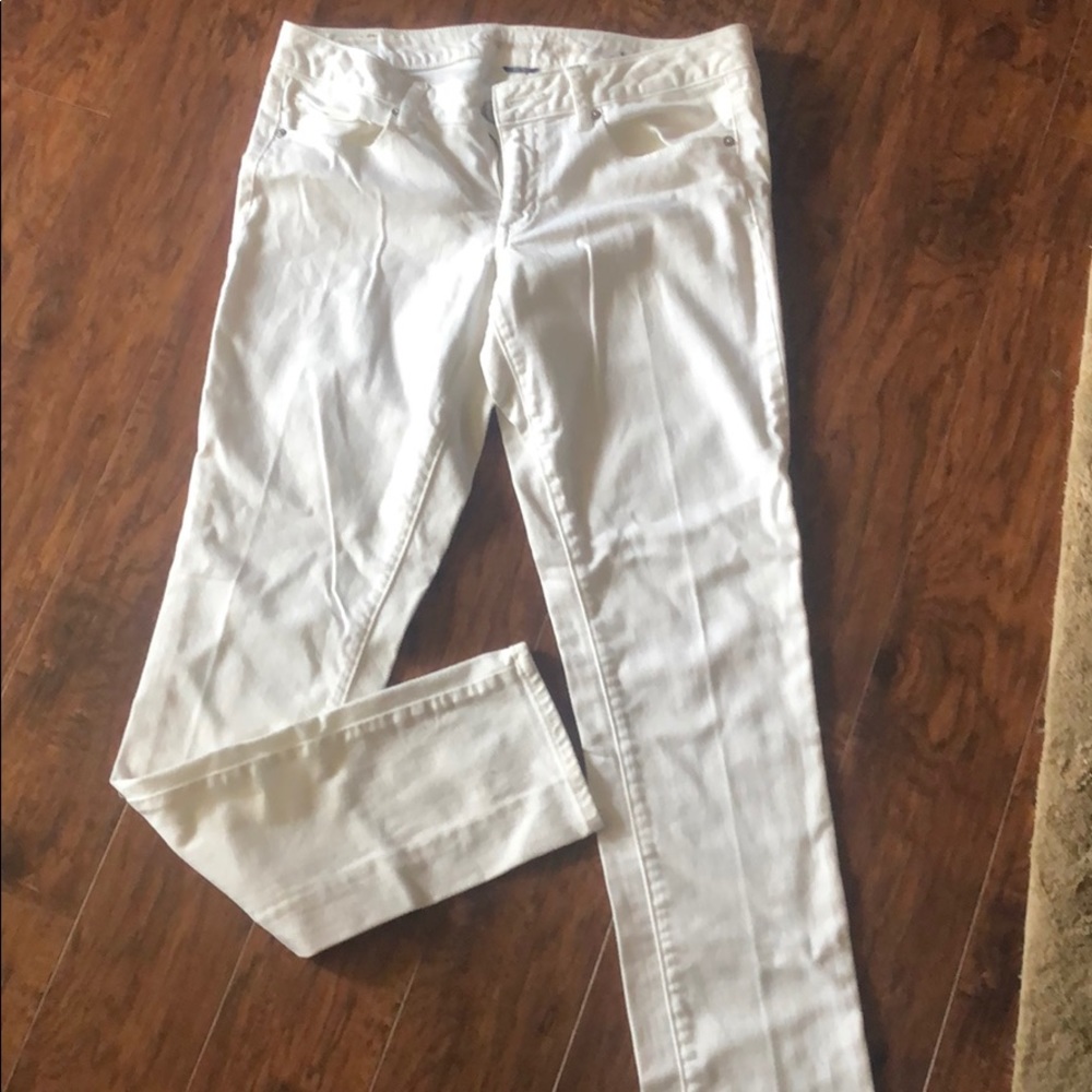 American Eagle White Jeans